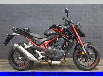Honda CB 750 Hornet (2024) — foto 1