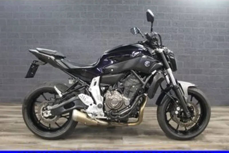 Yamaha MT-07 (2015)