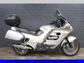Honda ST 1100 PAN European (1994) — foto 1