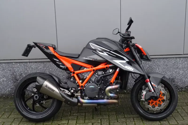KTM 1290 Super Duke RR (2023)