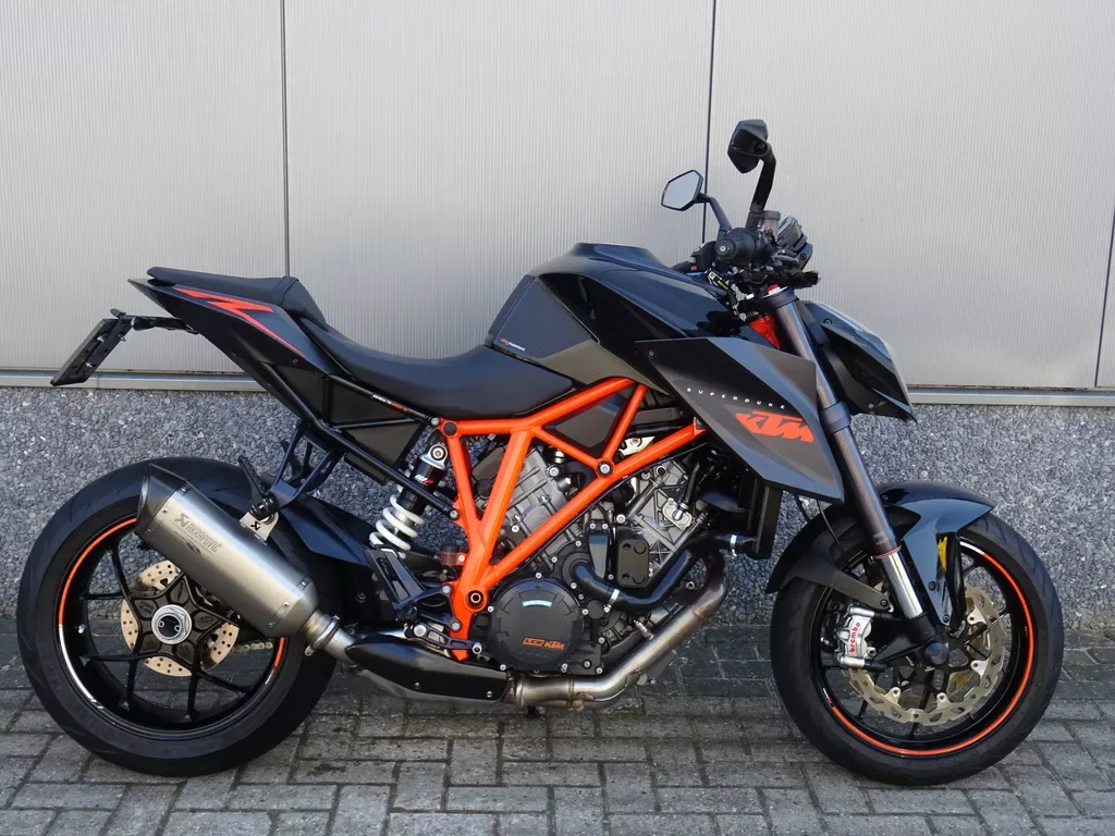 KTM 1290 Super Duke R (2015) — foto 1