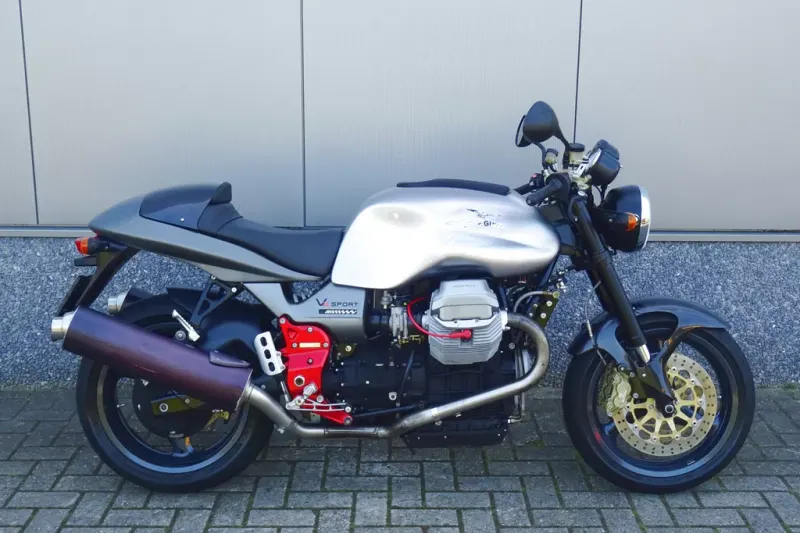 Moto Guzzi V11 Sport (2002)