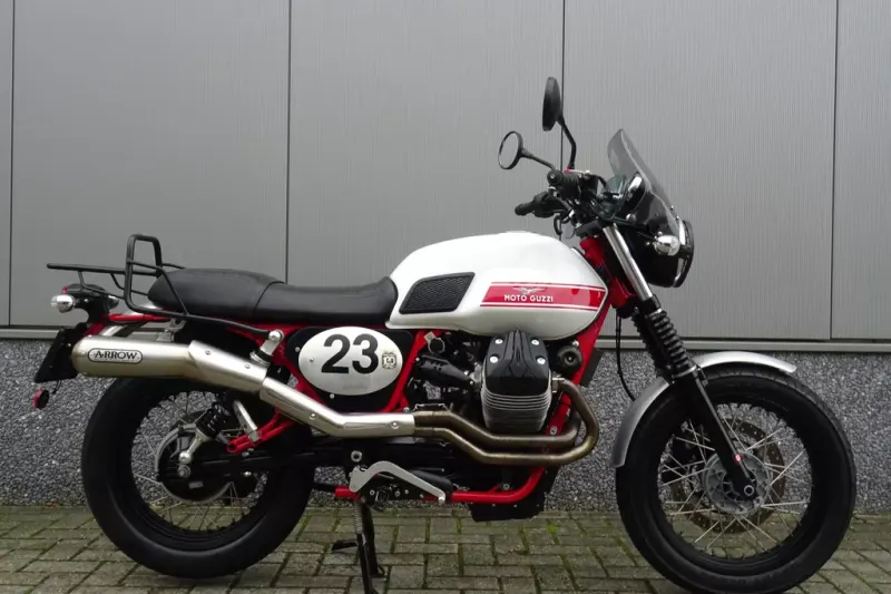 Moto Guzzi V7 II Stornello (2016)