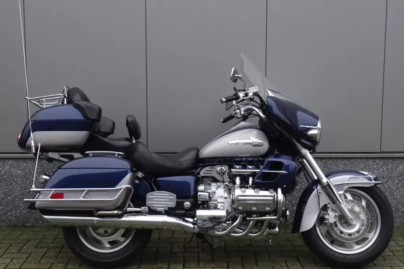 Honda GL 1500 F6C VALKYRIE INTERSTATE (2003)