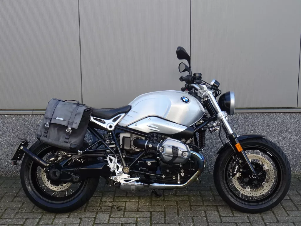 BMW R nine t pure (2018) — foto 1