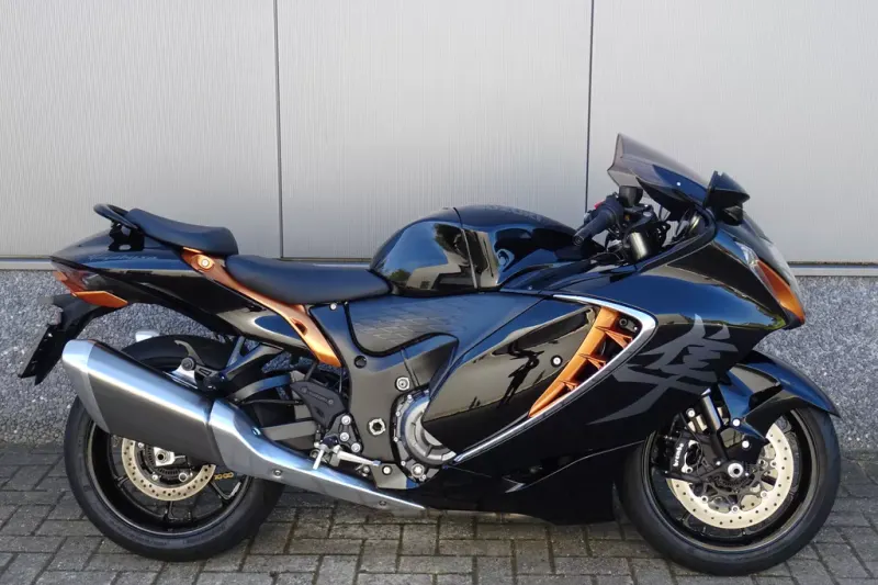 Suzuki GSX R 1300 HAYABUSA (2022)