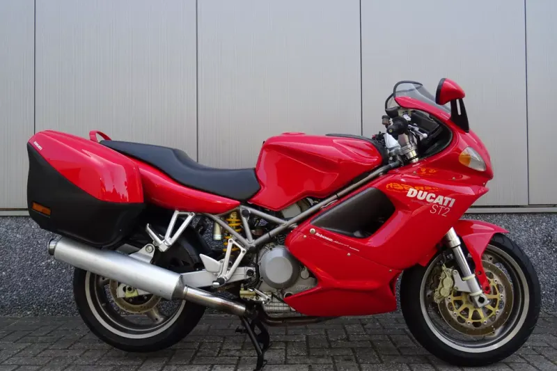 Ducati ST2 (2003)