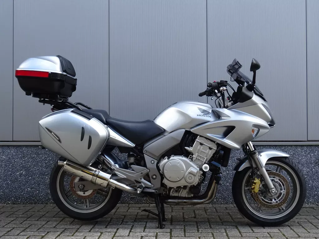 Honda CBF1000 (2007) — foto 1