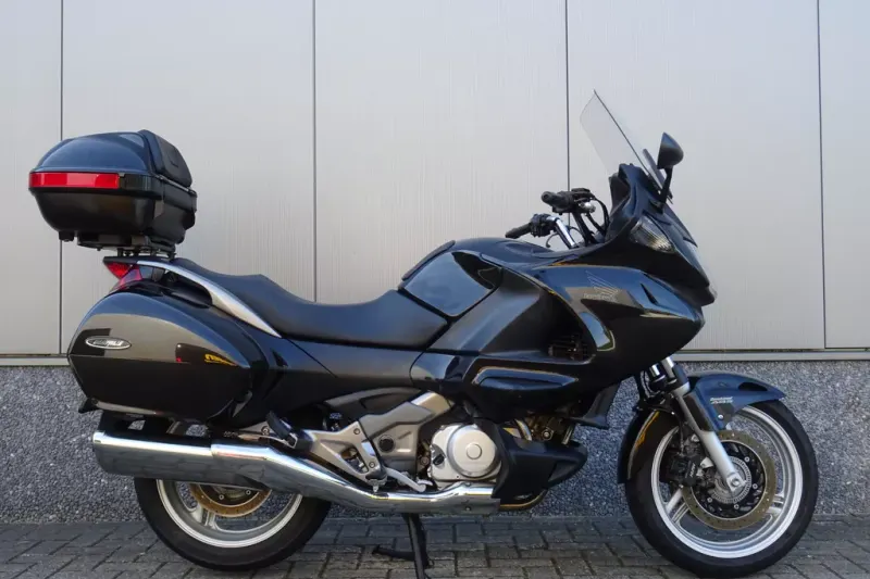 Honda NT 700 V Deauville (2008)