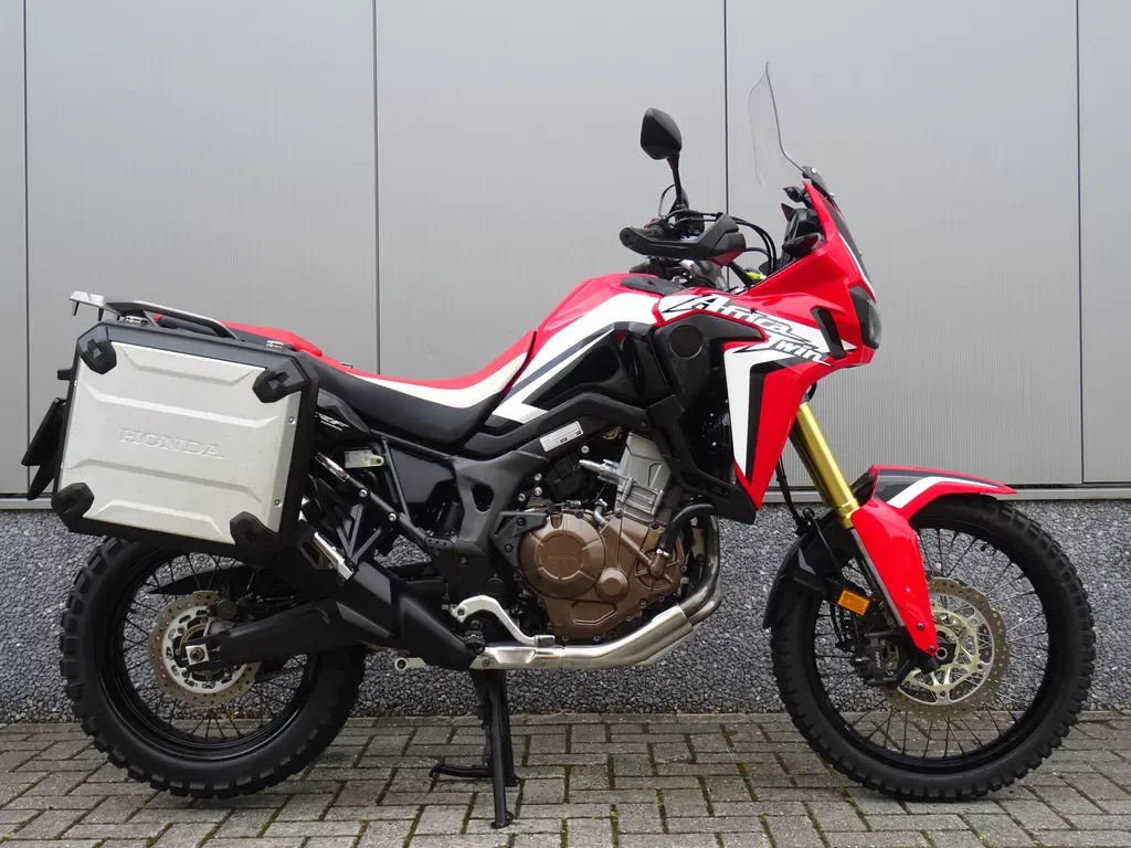Honda Africa Twin (2016) — foto 1