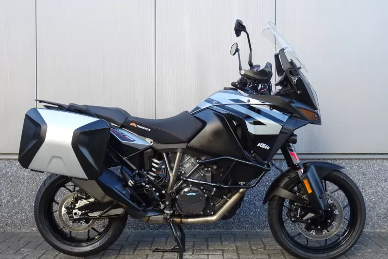 KTM 1290 Super Adventure S (2020)