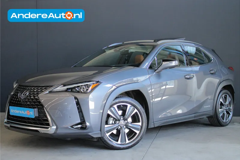 Lexus UX (2019)
