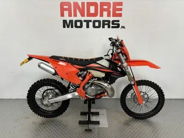 KTM EXC 250 (2019) — foto 1