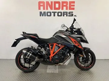 KTM 1290 Super Duke (2016) — foto 1