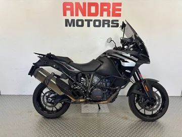 KTM 1290 Super Adventure (2019) — foto 1