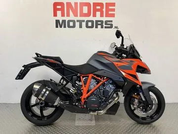 KTM 1290 Super Duke (2024) — foto 1