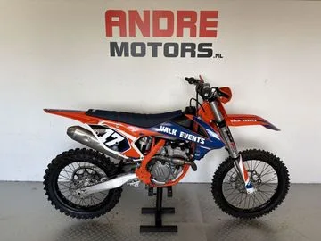 KTM 250 SX-F (2018) — foto 1
