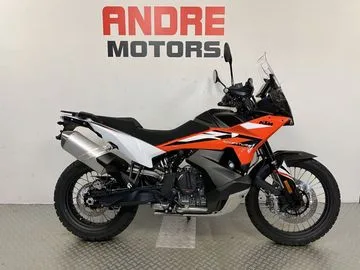 KTM 890 Adventure (2024) — foto 1