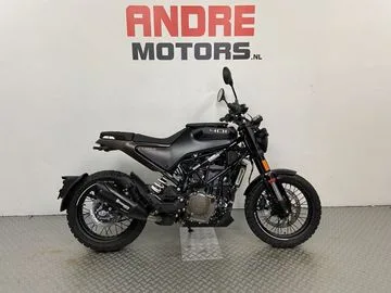 Husqvarna Svartpilen 401 (2023) — foto 1