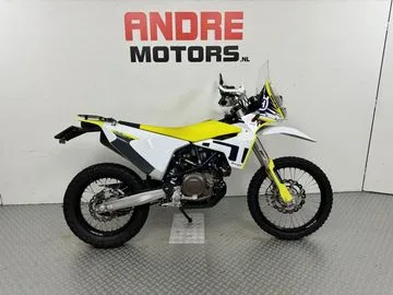 Husqvarna 701 Enduro (2021) — foto 1