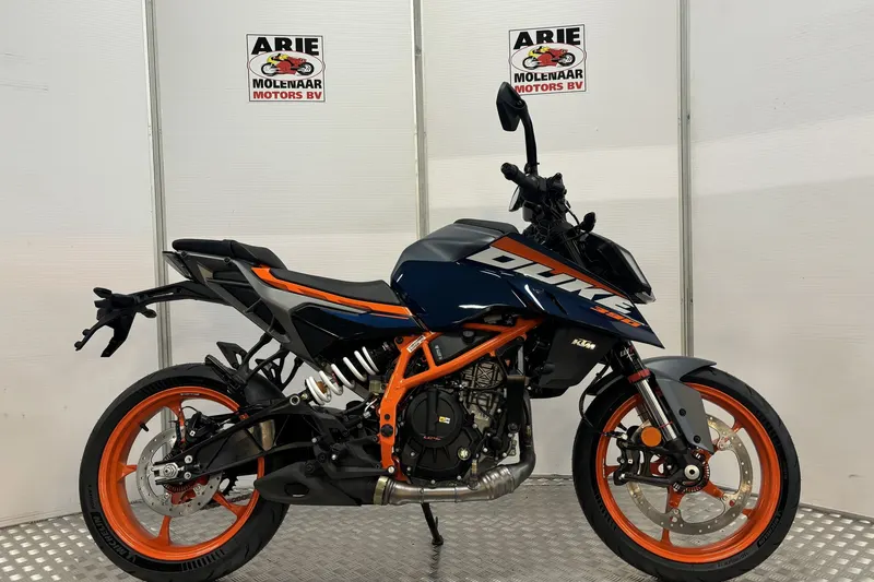 KTM 390 Duke (2013)