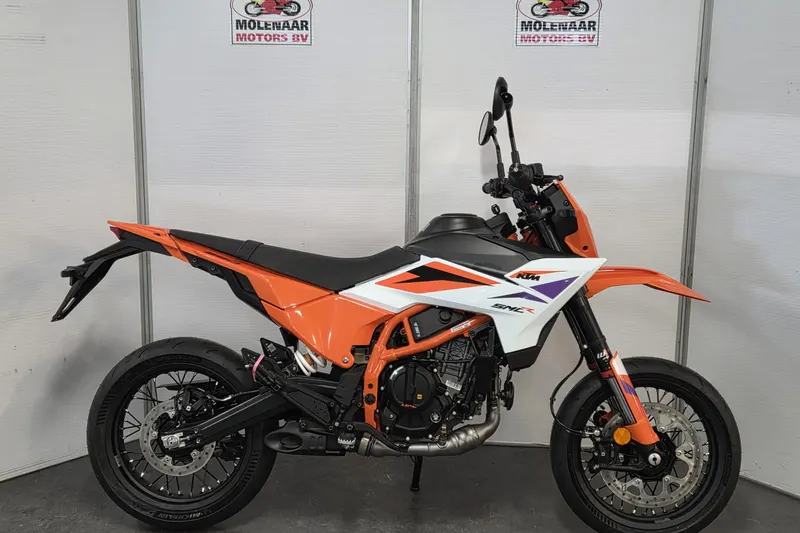 KTM 390 SMC R (2025)