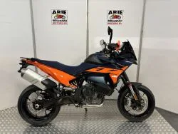 KTM 890 SMT (2026) — foto 1