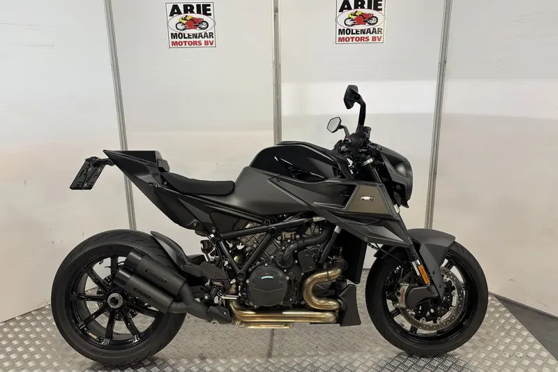 KTM BRABUS 1300 R (2024)