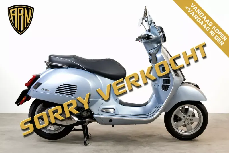 Vespa GTS 300 (2022)