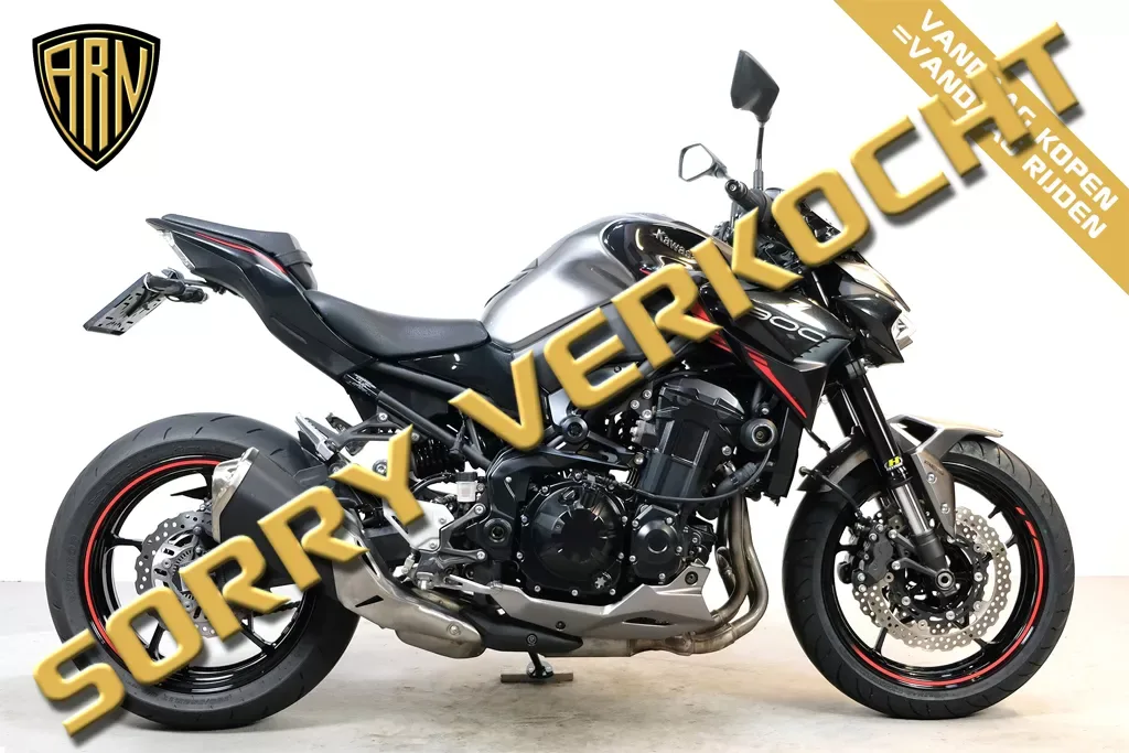 Kawasaki Z900 (2023) — foto 1