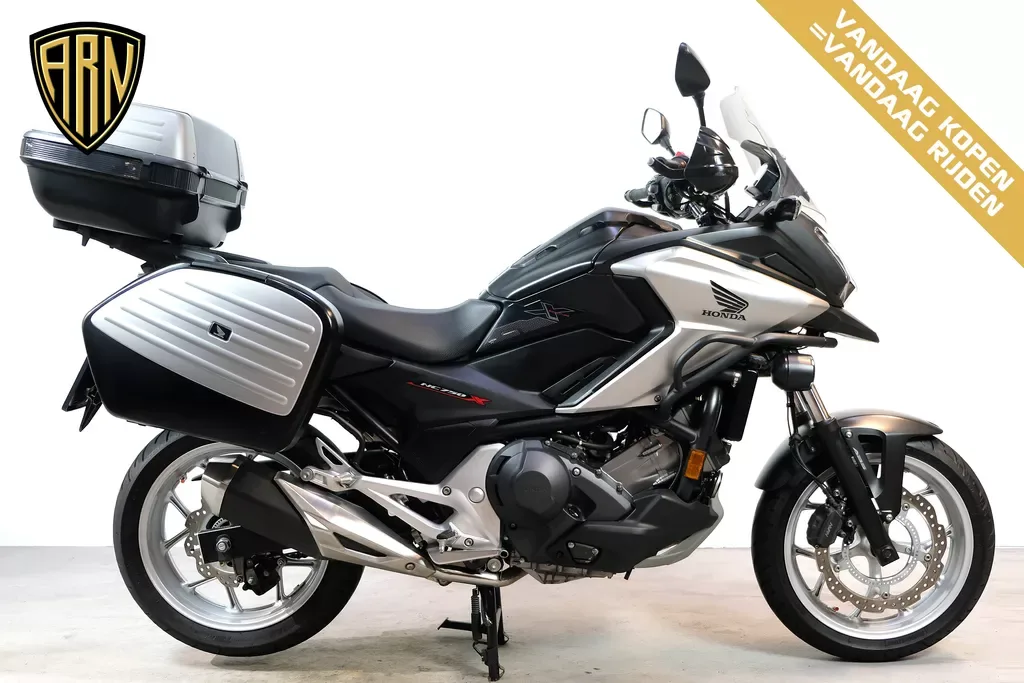 Honda NC750X (2017) — foto 1
