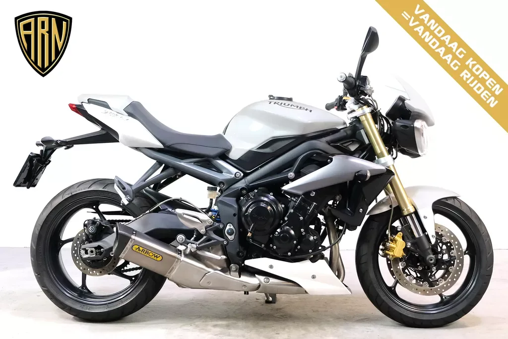 Triumph Street Triple (2018) — foto 1