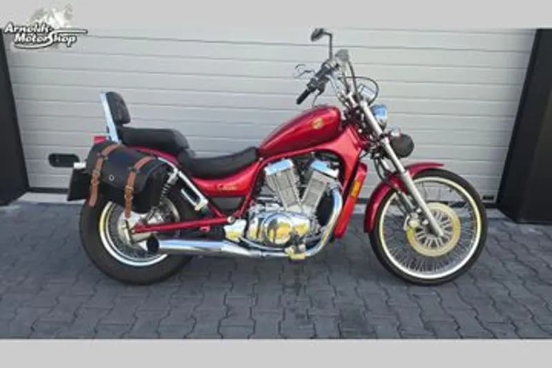 Suzuki VS 750 Intruder (1992)