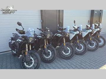CFMoto 450 MT (2026) — foto 1