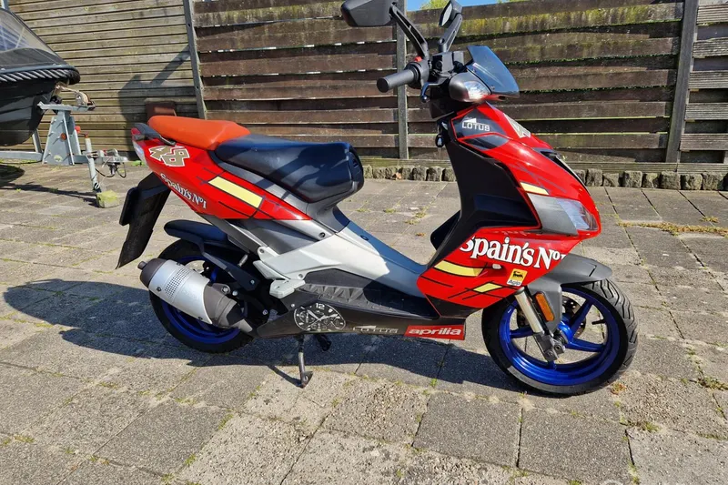 Aprilia SR 50 (2008)