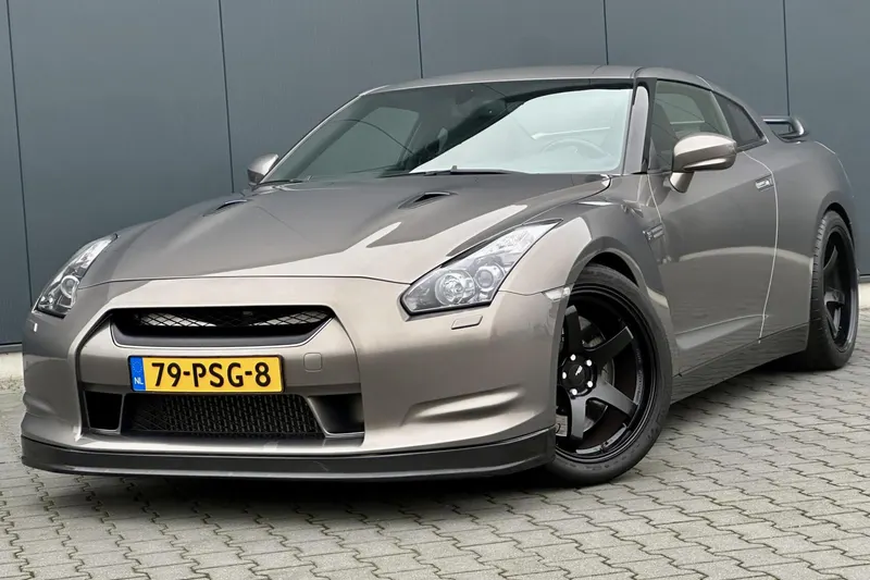 Nissan GT-R (2010)