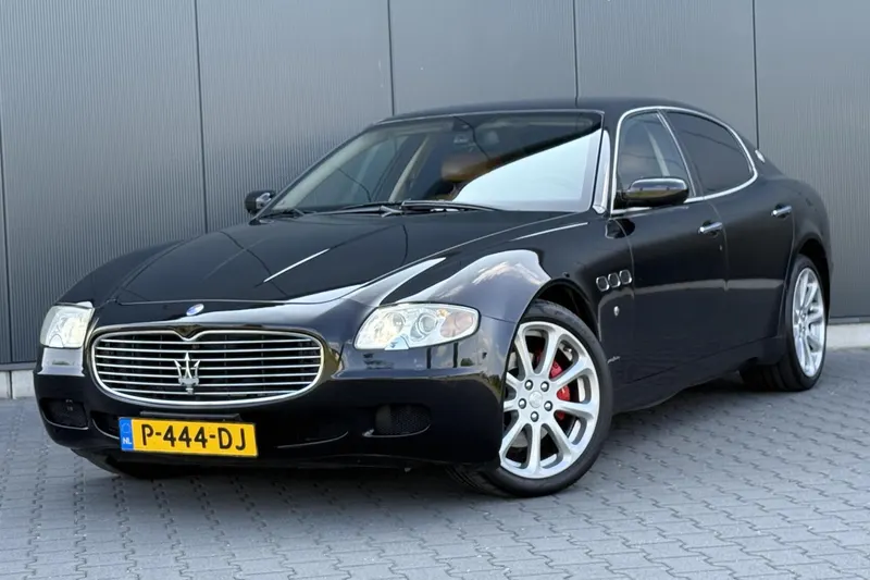 Maserati Quattroporte (2005)