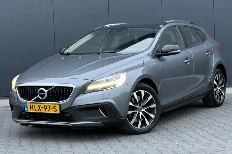 Volvo V40 (2019)