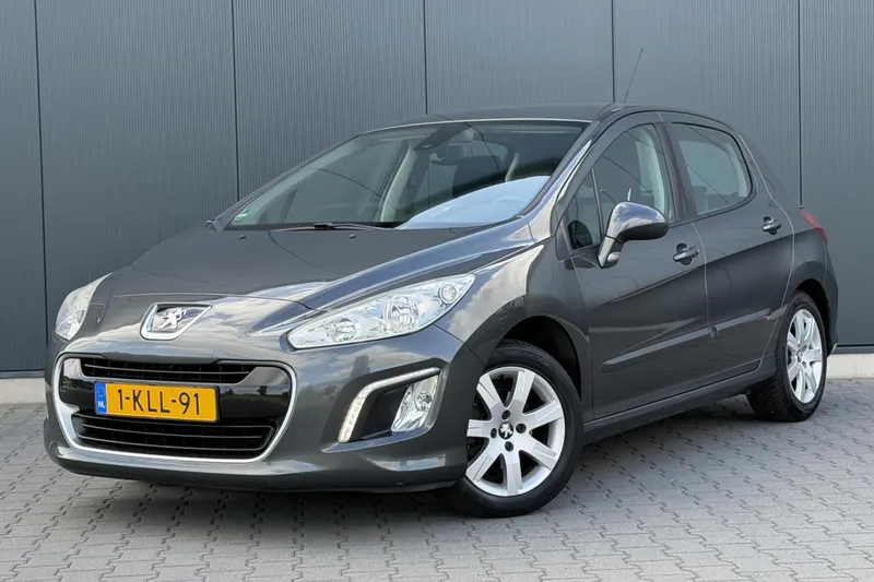 Peugeot 308 (2012)