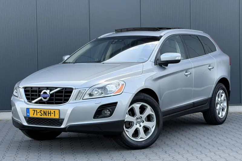Volvo XC60 (2010)
