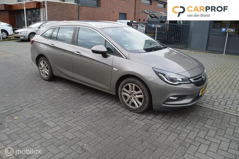 Opel Astra Sports Tourer (2017)