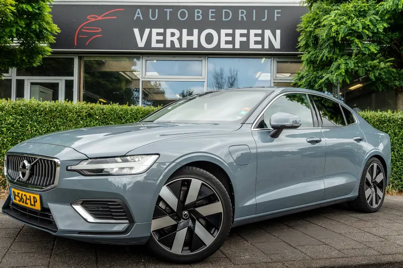 Volvo S60 (2022)