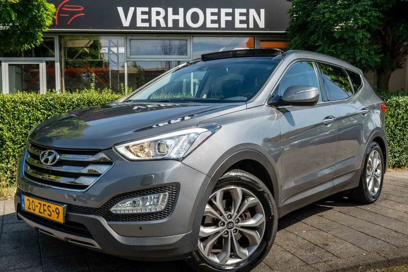 Hyundai Santa Fe (2012)