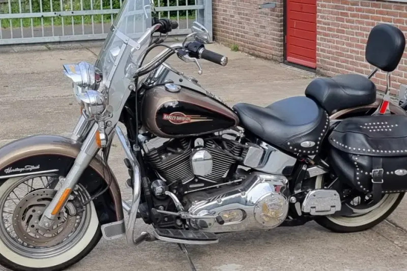 Harley-Davidson Chopper 88 FLSTCI Herit. Cl (2005)