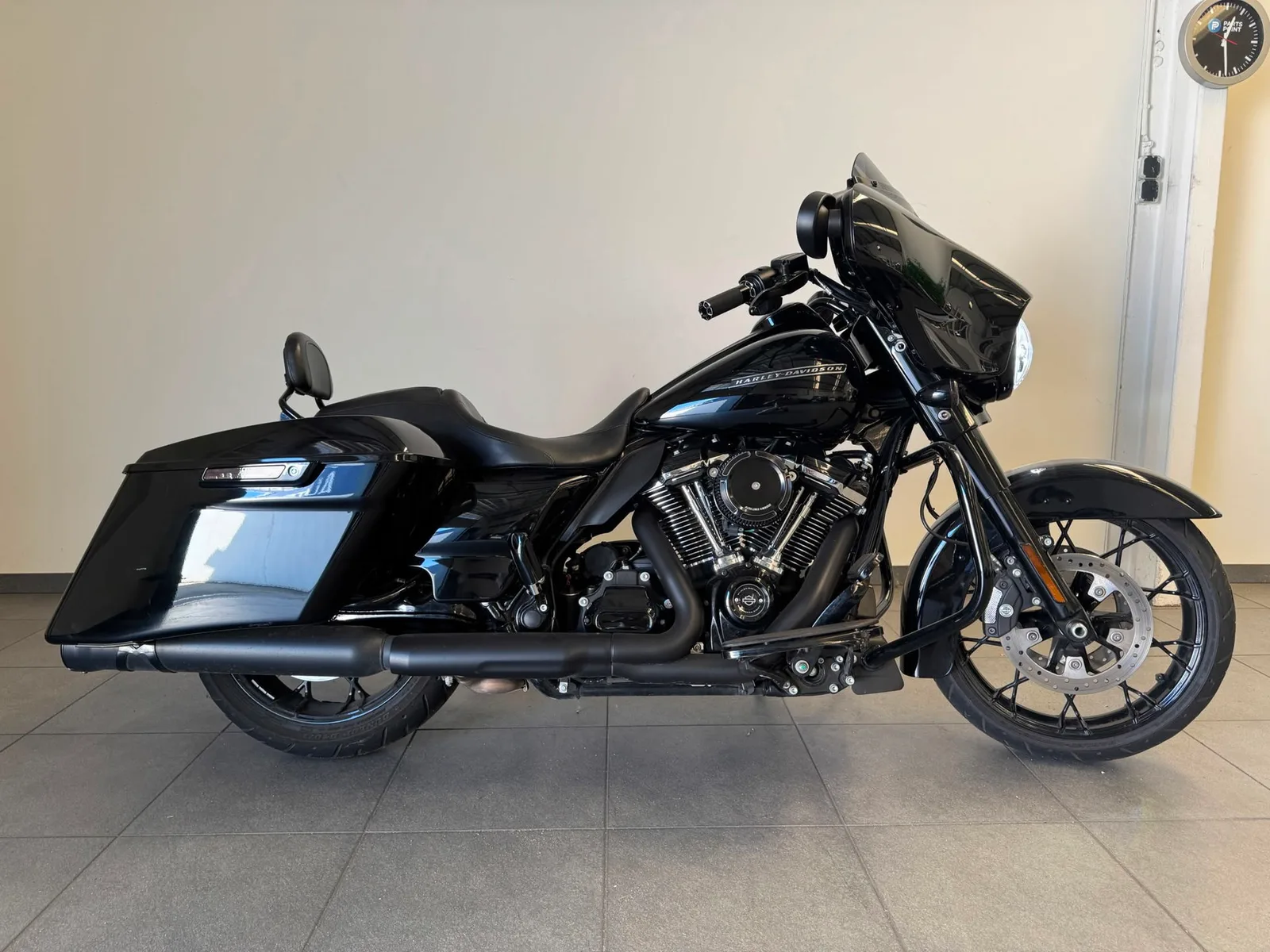 Harley-Davidson Street Glide 114 (2020) — foto 1