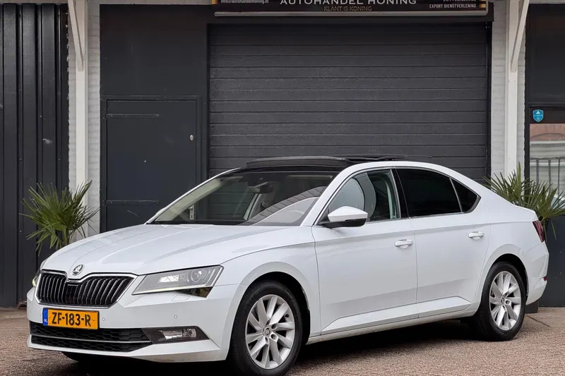 Škoda Superb (2019)