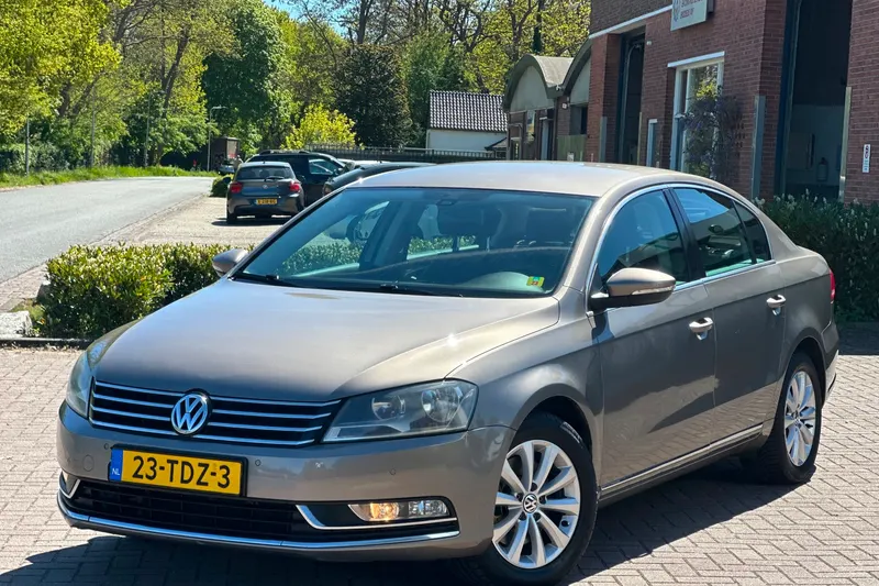 Volkswagen Passat (2012)