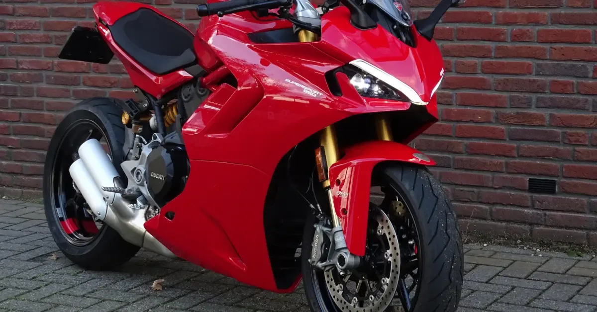 Ducati Supersport (2024) — foto 1