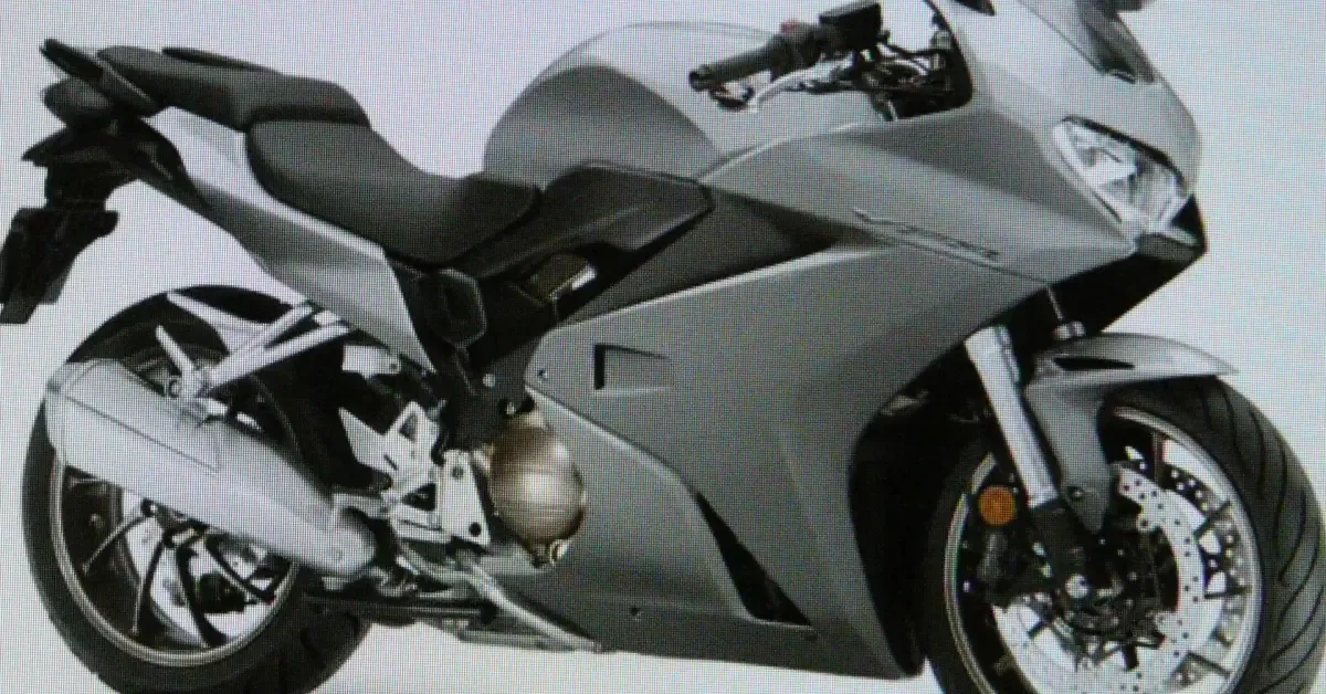 Honda VFR800 (2020) — foto 1