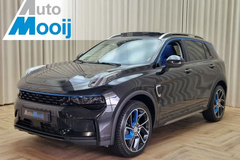 Lynk & Co 01 (2022)